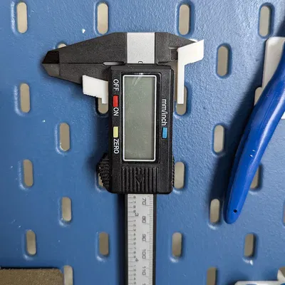 Kẹp Giữ Thước Kẹp Cho Bảng Skadis