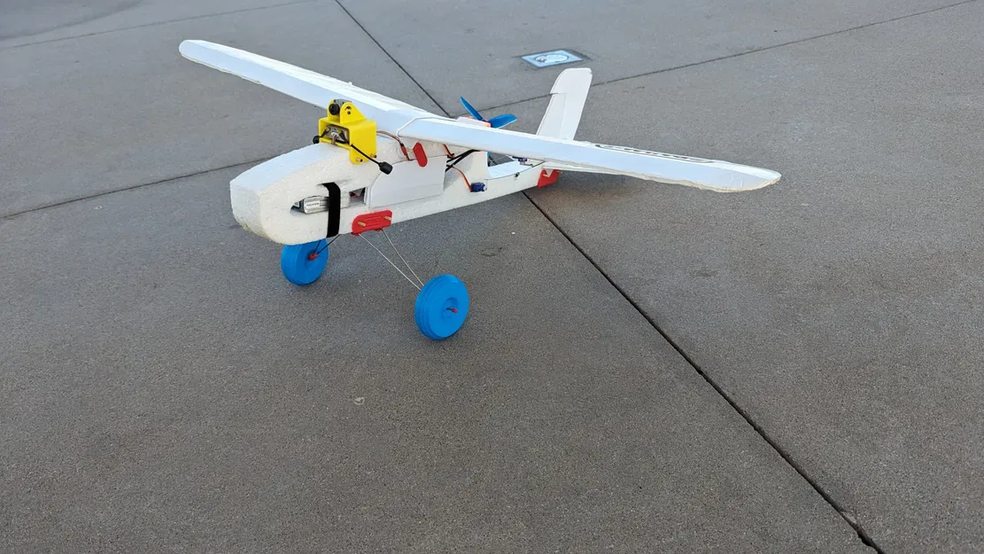 Bánh xe máy bay điều khiển từ xa J-Wings STEM Hawk - Image 3