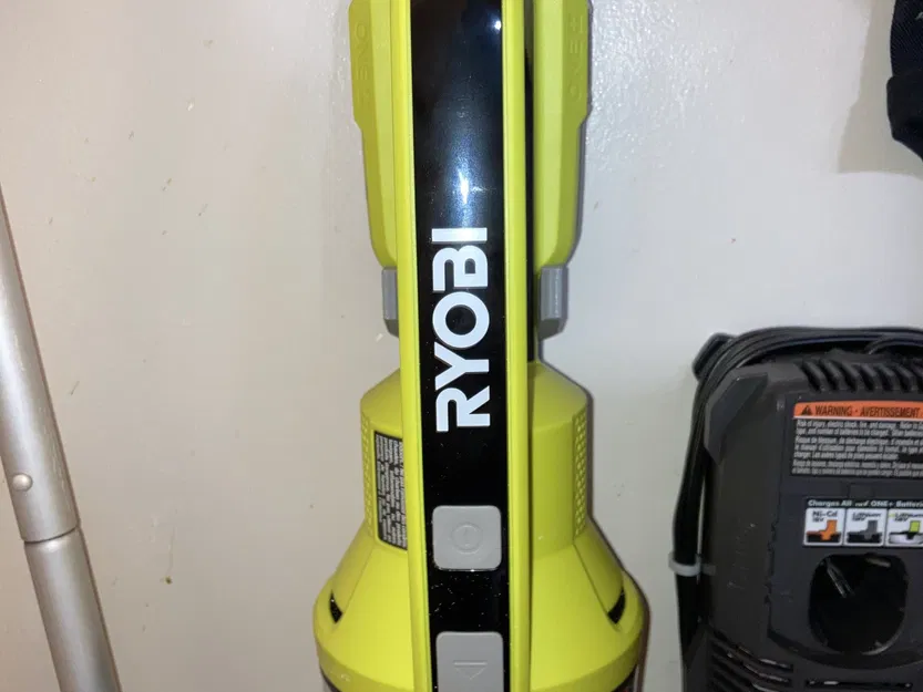 Giá Treo Tường Cho Máy Hút Bụi Cầm Tay Ryobi PCL702 - Image 4