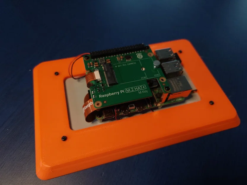 Khung và Chân Đế Đơn Giản cho Màn Hình Cảm Ứng Raspberry Pi 2 - Image 3