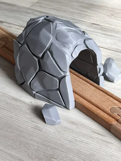 Đường Hầm Cho Xe Lửa Gỗ - Image 3