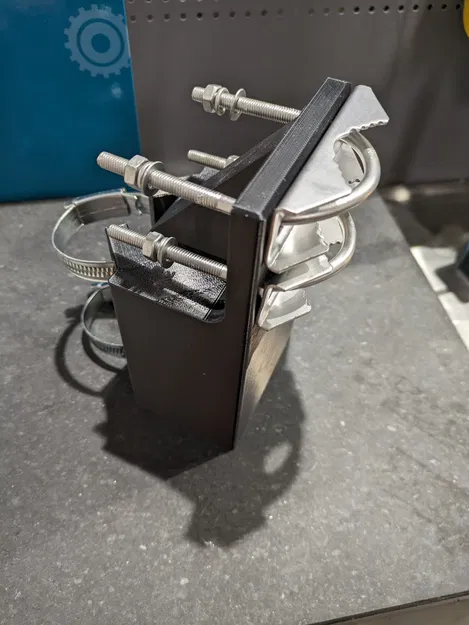 Vỏ Meshtastic Gắn Trụ - Image 2