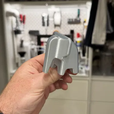 Voi / Voi Con (Elefant / Elephant)