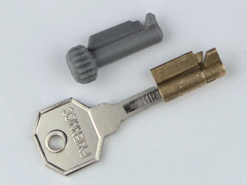 Chốt khóa TwistLock tương thích ME/2 - Image 1