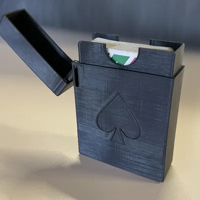 Hộp lưu trữ bài tây có nắp bản lề tiện lợi