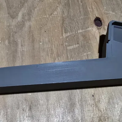 Qidi Plus 4 - Máng hứng rác thải