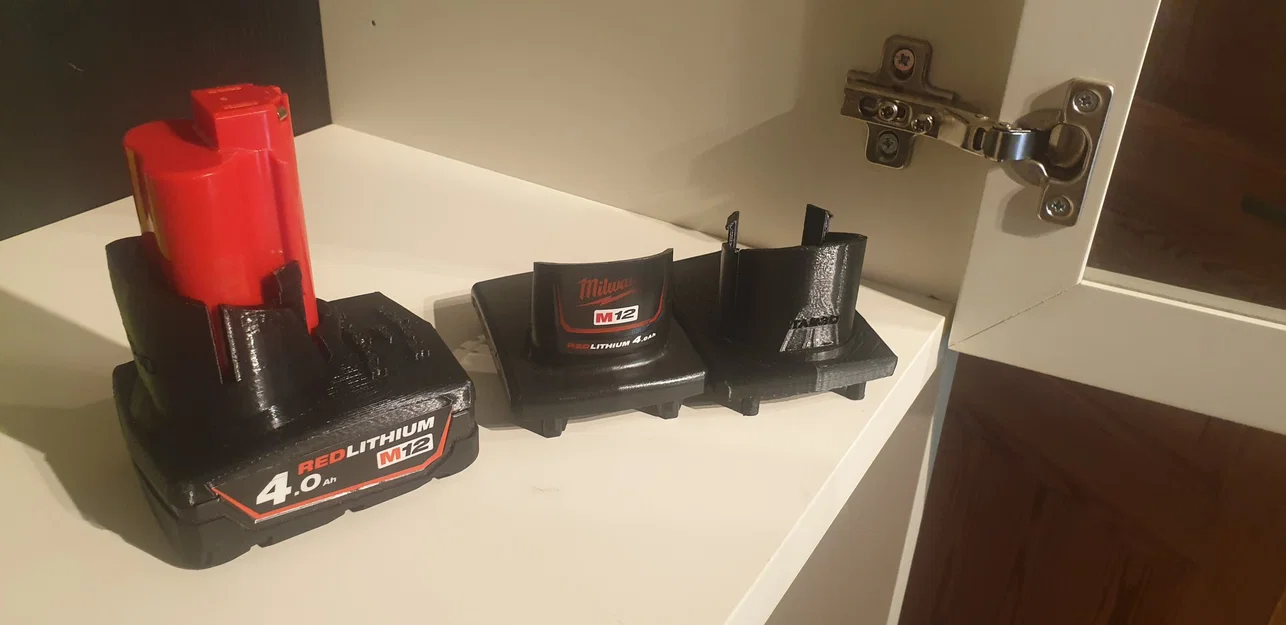 Phụ tùng thay thế pin Milwaukee 12V 4-6Ah - Image 3