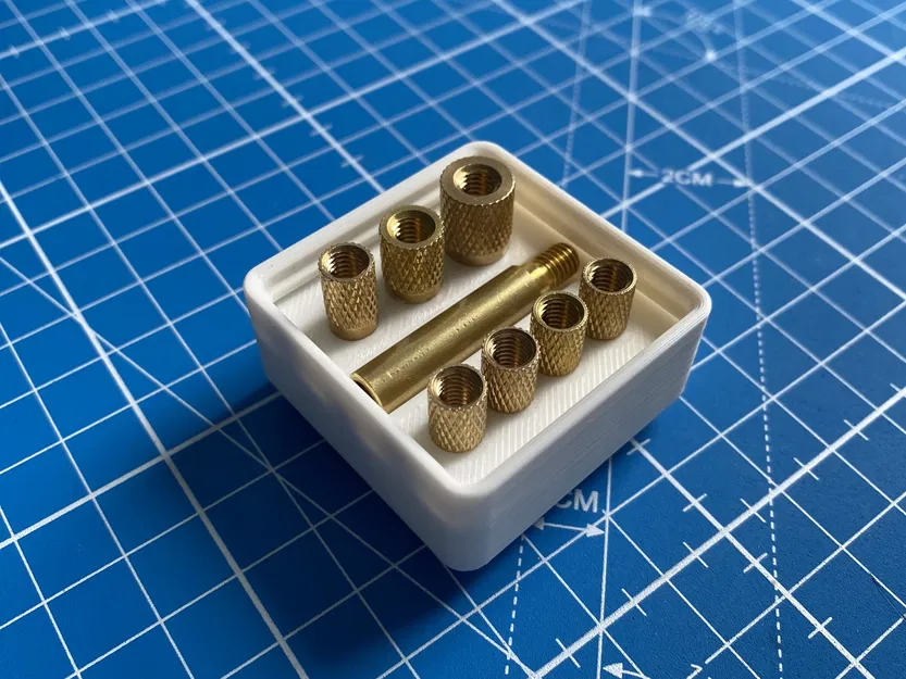 Giá Đỡ Mũi Hàn Chèn Ren Gridfinity - Image 1