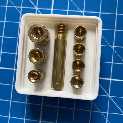 Giá Đỡ Mũi Hàn Chèn Ren Gridfinity