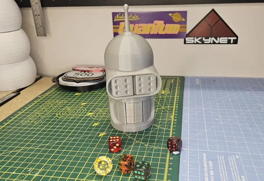 Tháp đổ xúc xắc Bender Bot - Image 1