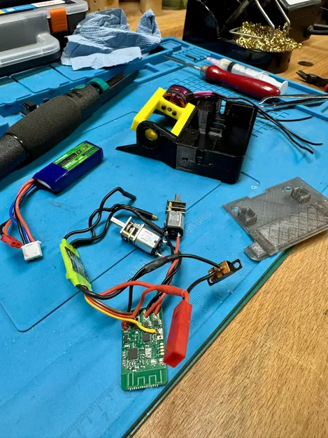 Robot Chiến Đấu Thanh Đập - Antweight (150 g) - Image 3