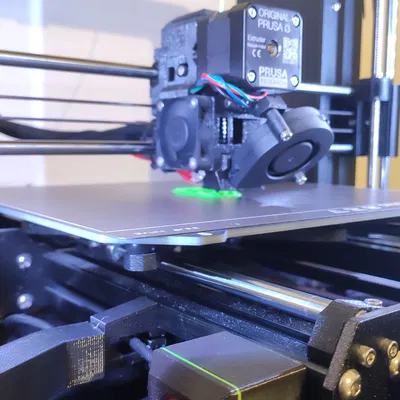 Vỏ bảo vệ WeMos D1 Mini với nút bấm gắn trên thanh nhôm 3030