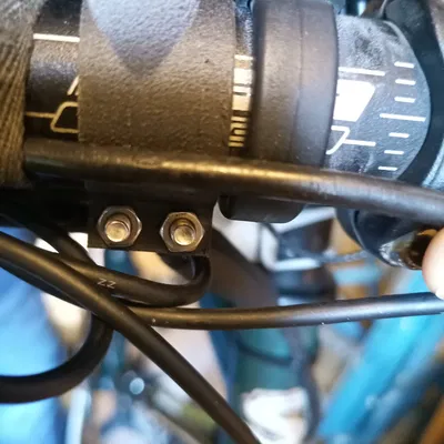 Bộ chuyển đổi LCD cho tay lái xe đạp điện 22mm đến 35mm