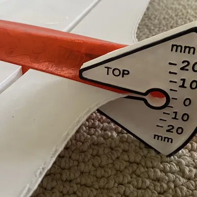 Thước đo độ lệch bề mặt điều khiển cho máy bay lượn