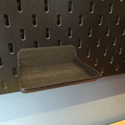 Khay nhỏ IKEA Skådis hoàn hảo để treo lên