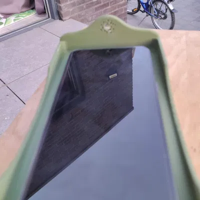 Giá đỡ điện thoại thông minh tích hợp giường ngủ