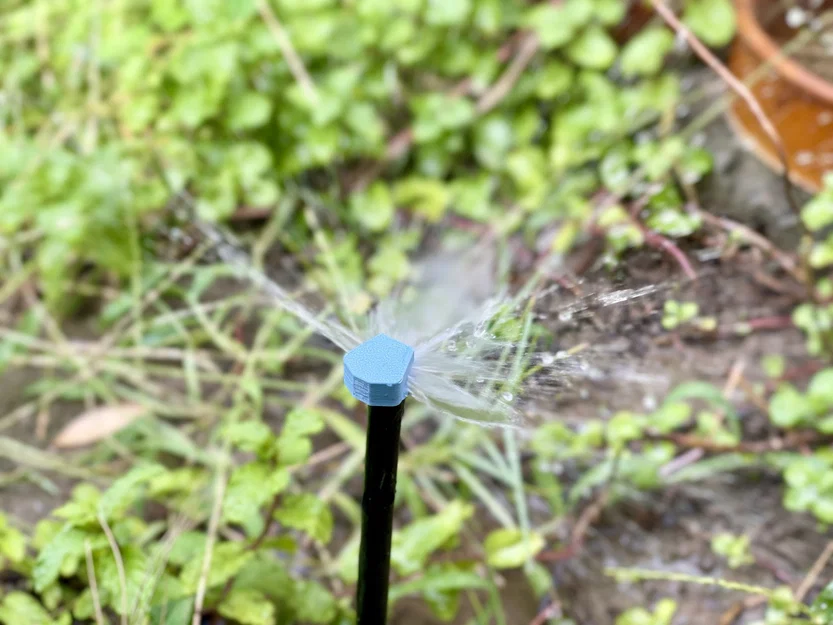 Vòi phun sương vi mô cho tưới cỏ trong vườn - Image 1