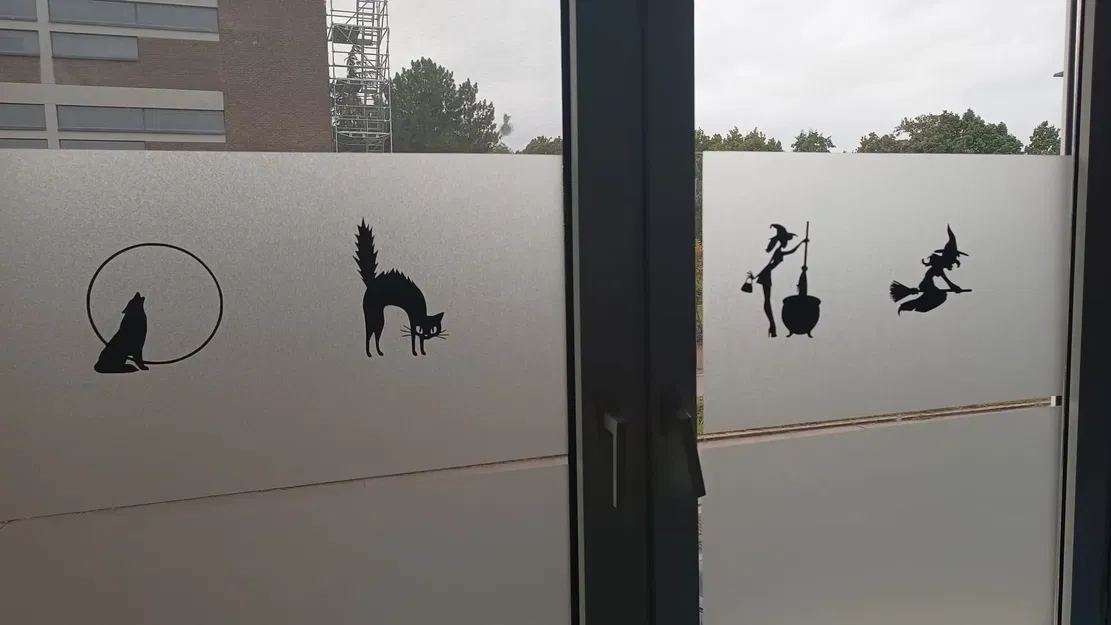 Trang trí cửa sổ Halloween với hình bóng đáng sợ - Image 2