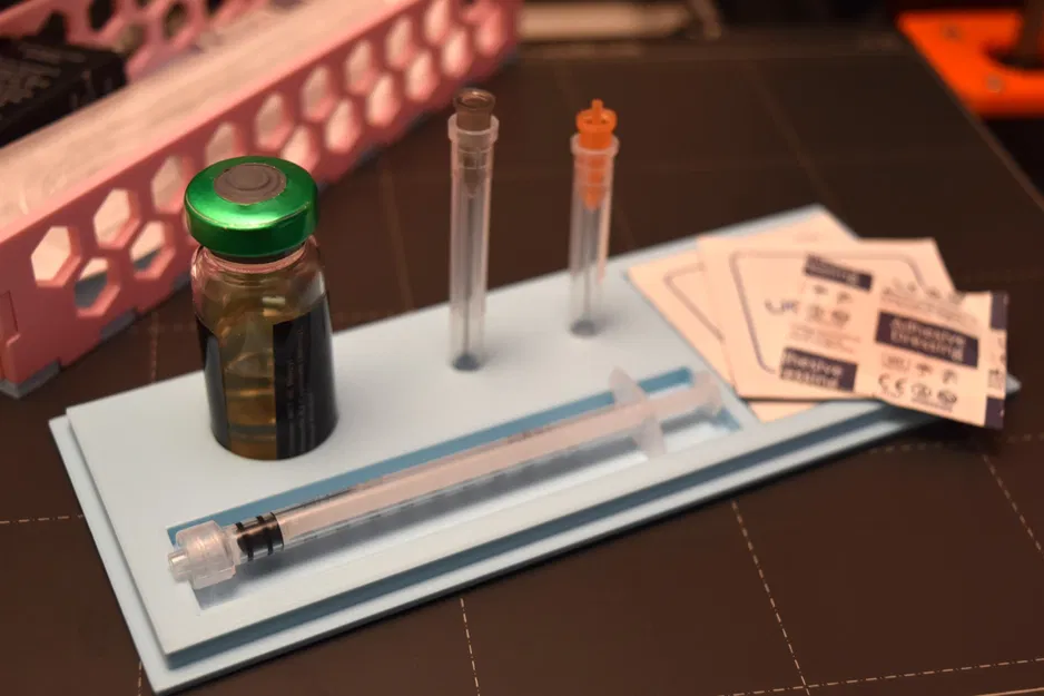 Bộ dụng cụ tiêm thuốc du lịch gọn nhẹ và tiện lợi - Image 1