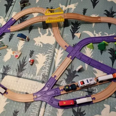 Đường ray gỗ tương thích với bộ đồ chơi Lidl Playtive / Ikea