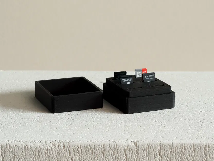 Hộp đựng thẻ Micro SD với 6 khe cắm - Image 1