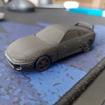 Toyota Supra MK4 với bánh xe di chuyển in tại chỗ