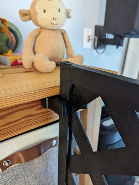 Công tắc cho cổng trượt sử dụng băng dính Command 3M - Image 1