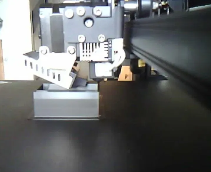 Giá đỡ bo mạch ESP32 cho máy in 3D Ender 3S1 - Image 3