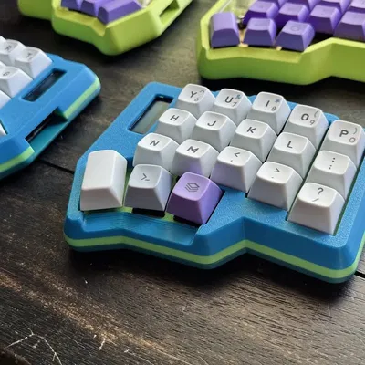 Vỏ bàn phím Corne High Profile với đế tích hợp