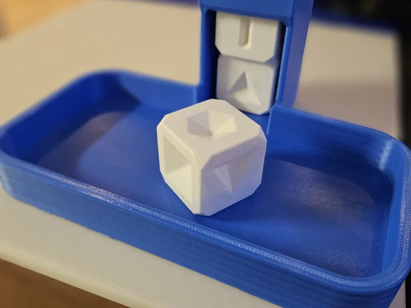 Bộ xúc xắc Anthony với thiết kế đa giác độc đáo - Image 1