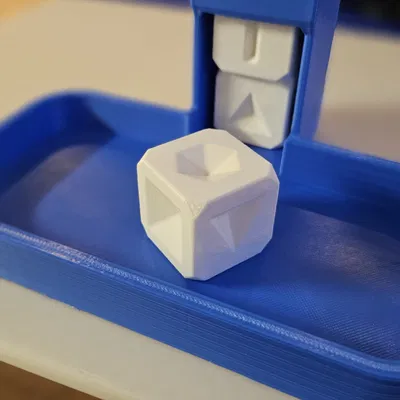 Bộ xúc xắc Anthony với thiết kế đa giác độc đáo