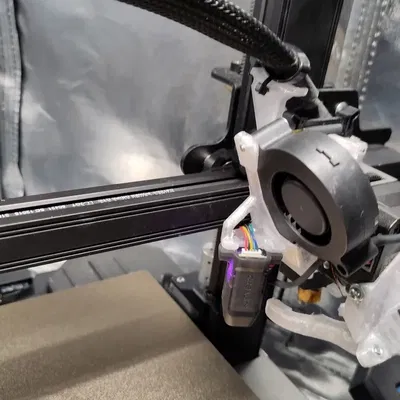 Bảng lưng Zero-Y với hệ thống làm mát cho máy ép Sprite