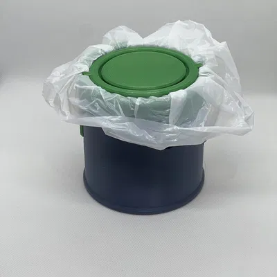 Nắp đậy có thể tháo rời cho thùng chứa nước nhỏ giọt