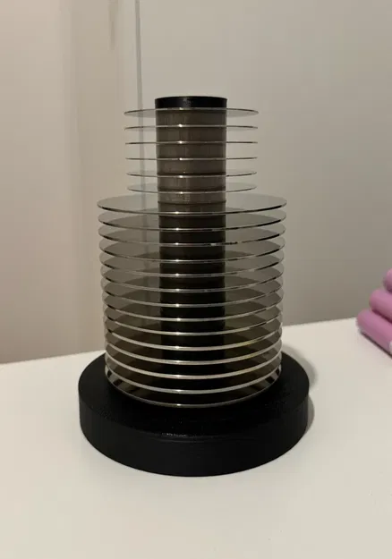 Đèn bàn từ đĩa HDD độc đáo và sáng tạo - Image 2