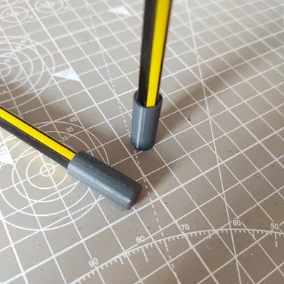 Nắp bút chì bảo vệ đầu bút khỏi bị cùn