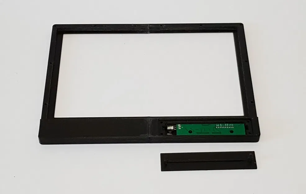 Vỏ màn hình TFT 10.1" với giá đỡ cho máy tính bảng cũ - Image 5