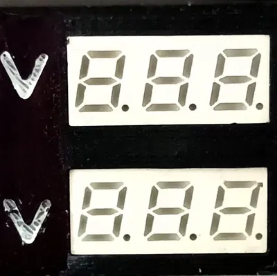 Hộp đựng điện áp mini LCD với không gian cho nhãn