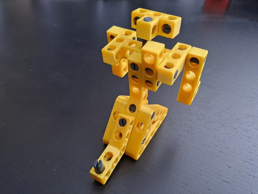 Mô hình robot Johnny 5 mini từ bộ m-BitBeam - Image 4