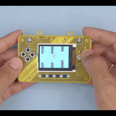 Vỏ bảo vệ Adafruit PyBadge cho thẻ hội nghị