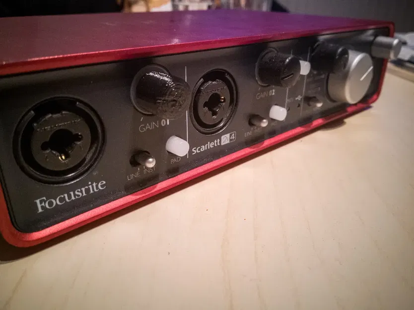Núm điều chỉnh Gain cho Focusrite Scarlett 2i4 - Image 1