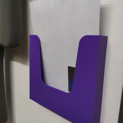 Giá đỡ tờ rơi DIN A4 treo tường có lỗ khoan