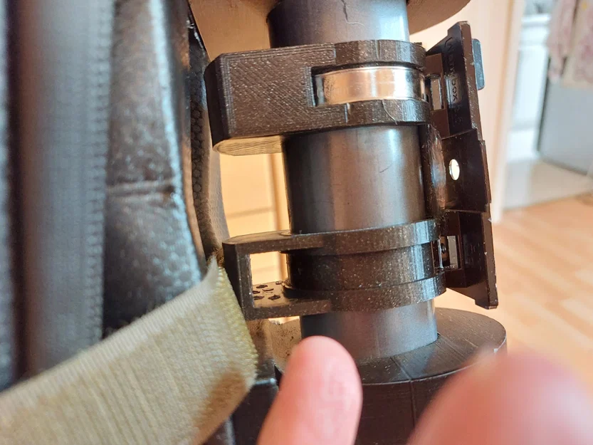 Giá đỡ khung cho khóa báo động Abus 2.0 với kẹp ống inox - Image 1