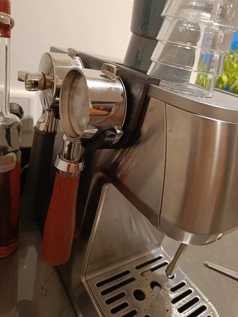 Giá đỡ tay cầm portafilter 54mm cho Solis Barista Perfetta Plus - Image 1