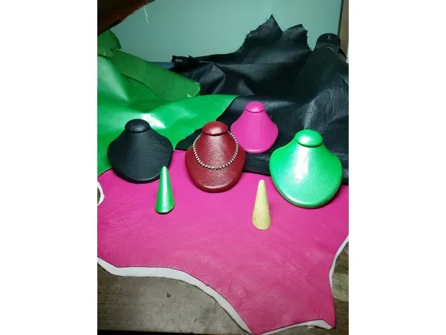 Giá đỡ dây chuyền trang sức in 3D - Image 1