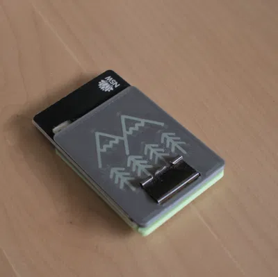 Ví đựng thẻ card fanning bằng kẹp giấy v2