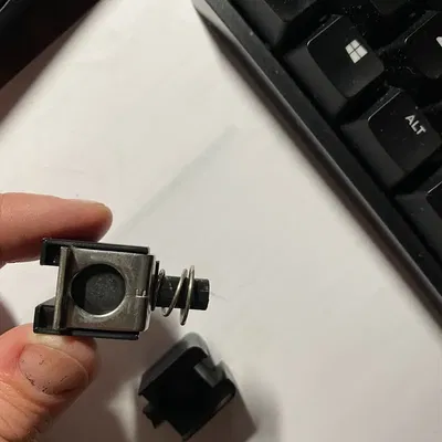 Kẹp nhựa thay thế cho túi Saddle của Harley-Davidson VRod