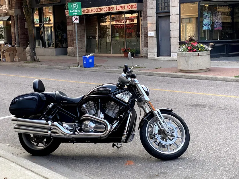 Kẹp nhựa thay thế cho túi Saddle của Harley-Davidson VRod - Image 2