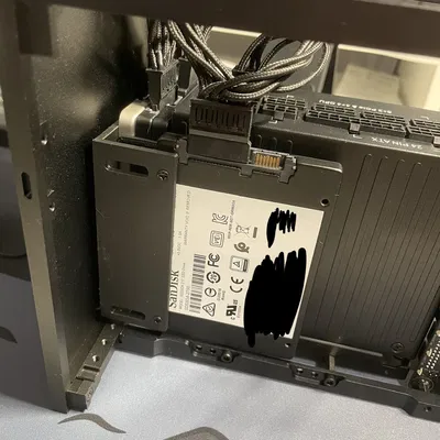 Giá đỡ SSD và quạt tản nhiệt cho Formd T1 V2