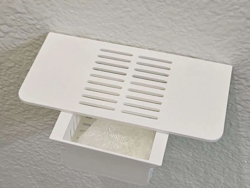 Giá đỡ điện thoại có ngăn chứa tinh chất khử mùi - Image 1