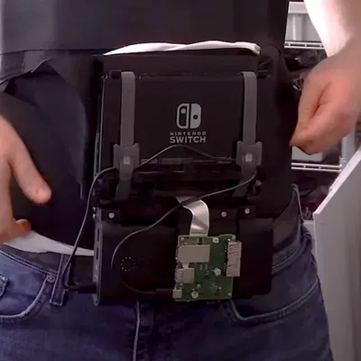 Giá đỡ thân máy Nintendo Switch từ Bringus Studios